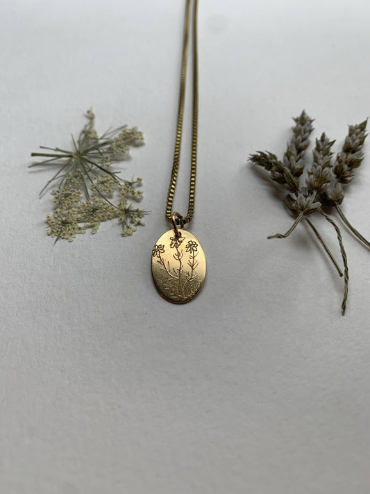 Little Paper Crane- Etched Floral Chamomile Necklace